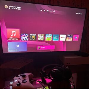 i have a xbox series S setues s that inckudes a headset a controller n more